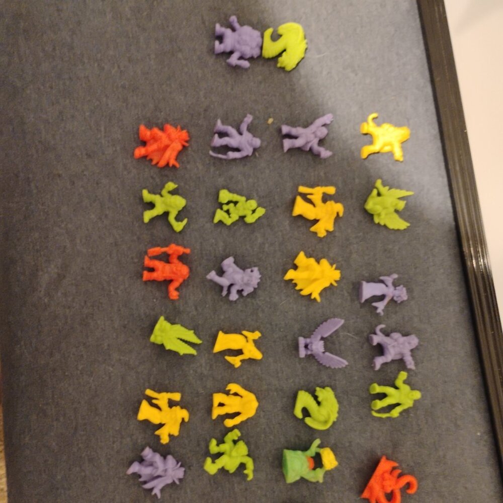 Set of 34 vintage '90s monster in my pocket toys! - Picture 1 of 2
